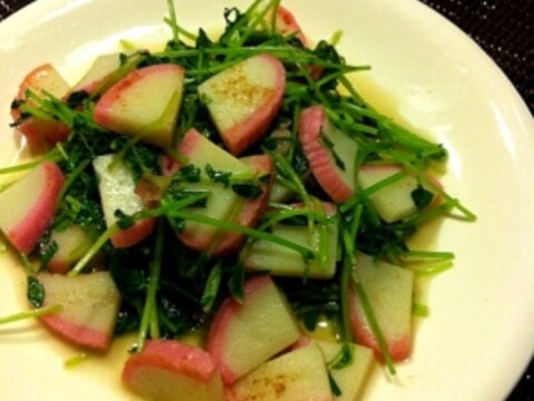 ★栄養満点！豆苗とかまぼこの炒め物★